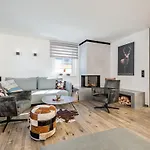 Hirschblick Chalet *